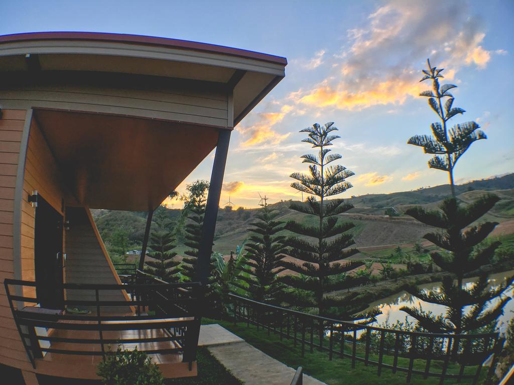 Floral Hill Khaokho Hotel Khao Kho Ngoại thất bức ảnh