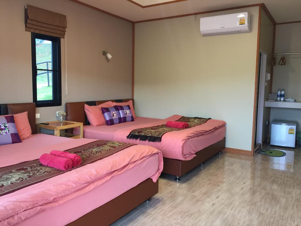 Floral Hill Khaokho Hotel Khao Kho Ngoại thất bức ảnh